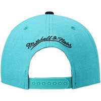 Men's Mitchell & Ness Teal/Black San Antonio Spurs Hardwood Classics Team Two-Tone 2.0 Snapback Hat