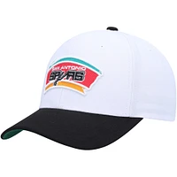 Men's Mitchell & Ness White/Black San Antonio Spurs Hardwood Classics Core 2-Tone 2.0 Pro Snapback Hat