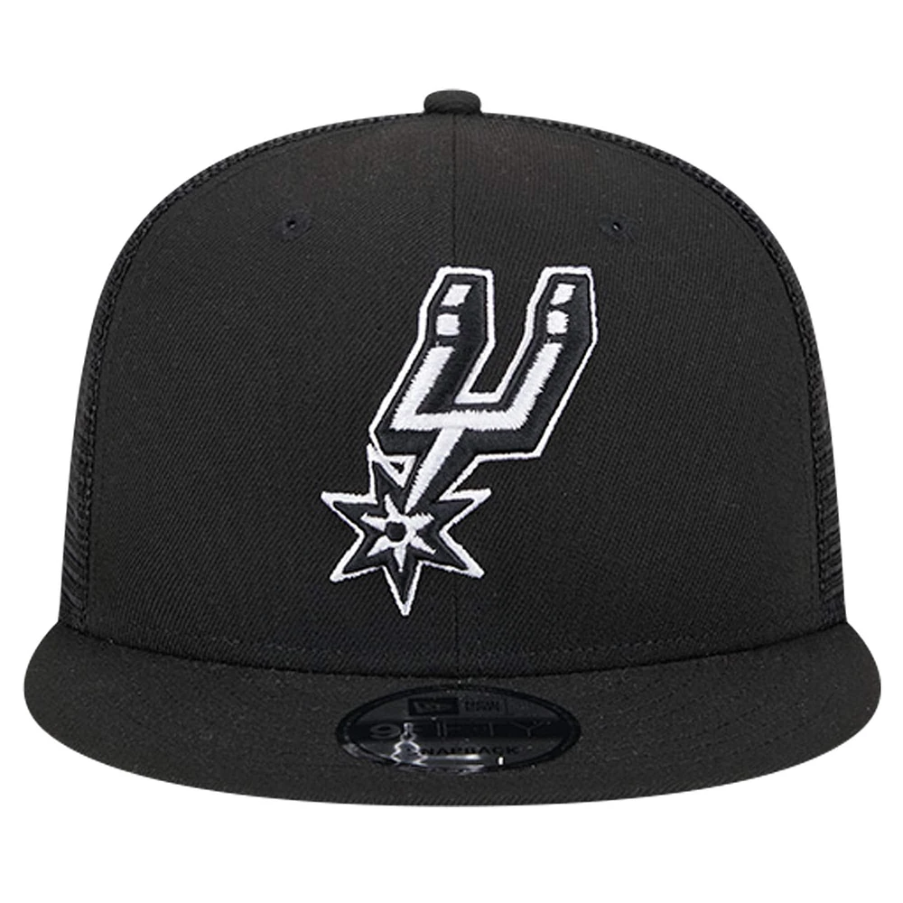 Men's New Era Black San Antonio Spurs 9FIFTY Snapback Trucker Hat