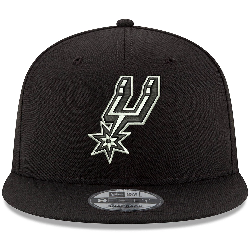 Men's New Era Black San Antonio Spurs Logo 9FIFTY Adjustable Snapback Hat