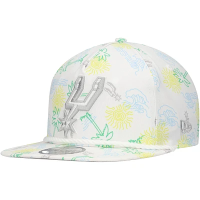 Casquette réglable blanche San Antonio Spurs Palm Trees and Waves Golfer New Era pour hommes