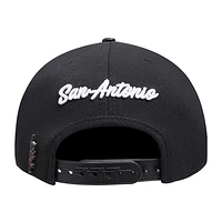 Men's Pro Standard Black San Antonio Spurs Paint the City Pinch Front Snapback Hat