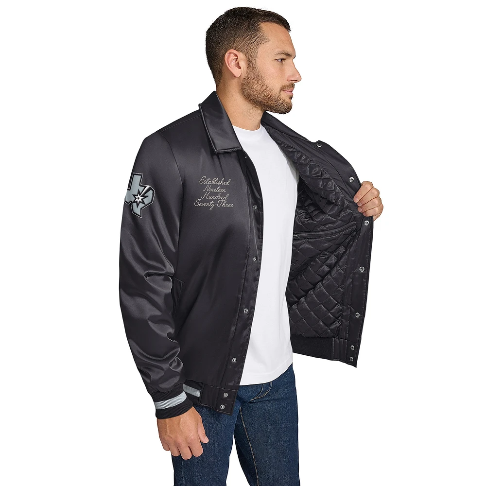 Veste universitaire noire Tommy Jeans pour homme avec appliqués Jacob Chain Stitch et boutons-pression San Antonio Spurs