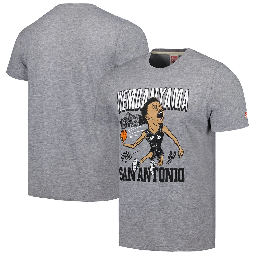 T-shirt à trois mélanges Caricature San Antonio Spurs Victor Wembanyama gris pour homme