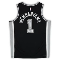 Victor Wembanyama San Antonio Spurs Autographed Black Nike Icon Edition Swingman Jersey with "2024 ROY" Inscription 