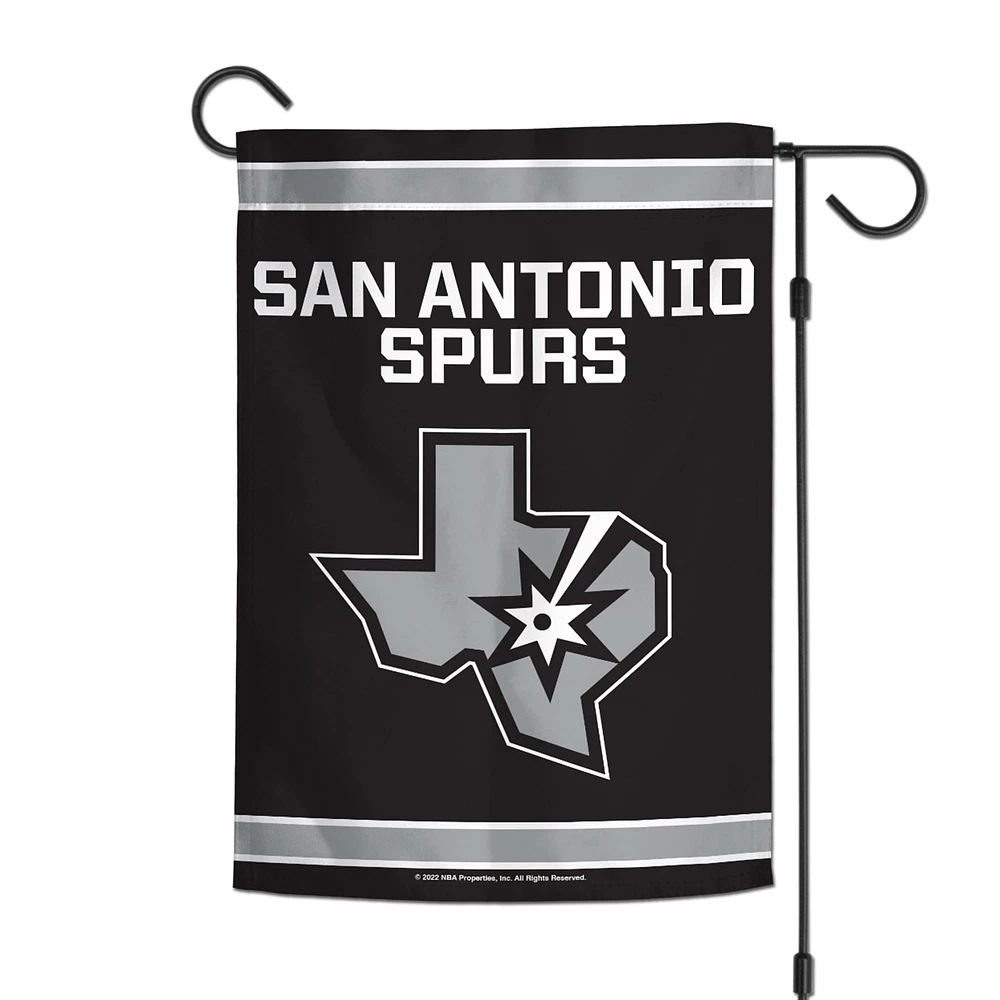 WinCraft San Antonio Spurs Drapeau de jardin double face 12 po x 18 po