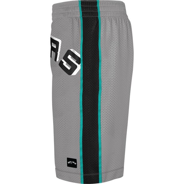 Short gris pour jeune San Antonio Spurs Hardwood Classics Throwback Big Face Mesh