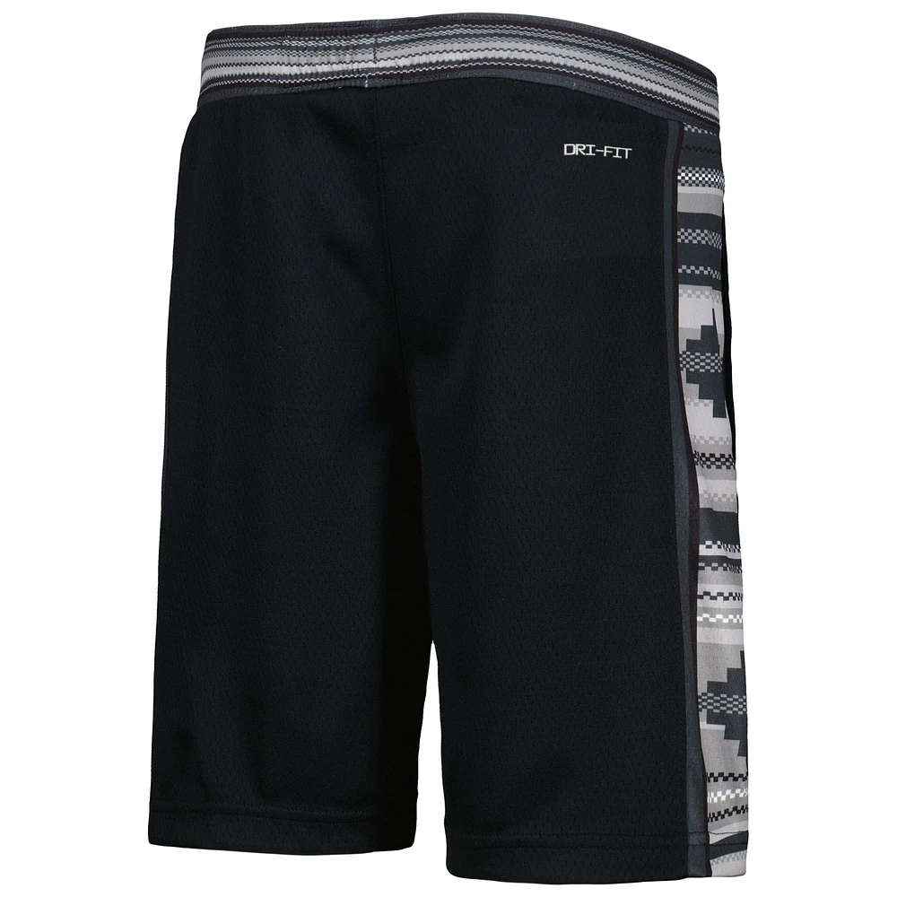 Short de performance Swingman pour jeune Jordan Brand San Antonio Spurs Statement Edition noir