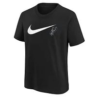 T-shirt Nike noir San Antonio Spurs Swoosh pour jeune