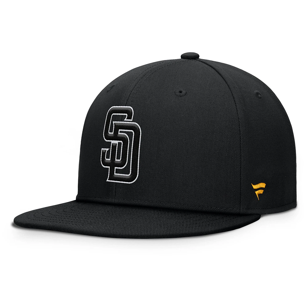 Men's Fanatics Black San Diego Padres Walk-Off Bullpen Snapback Hat