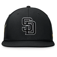 Men's Fanatics Black San Diego Padres Walk-Off Bullpen Snapback Hat