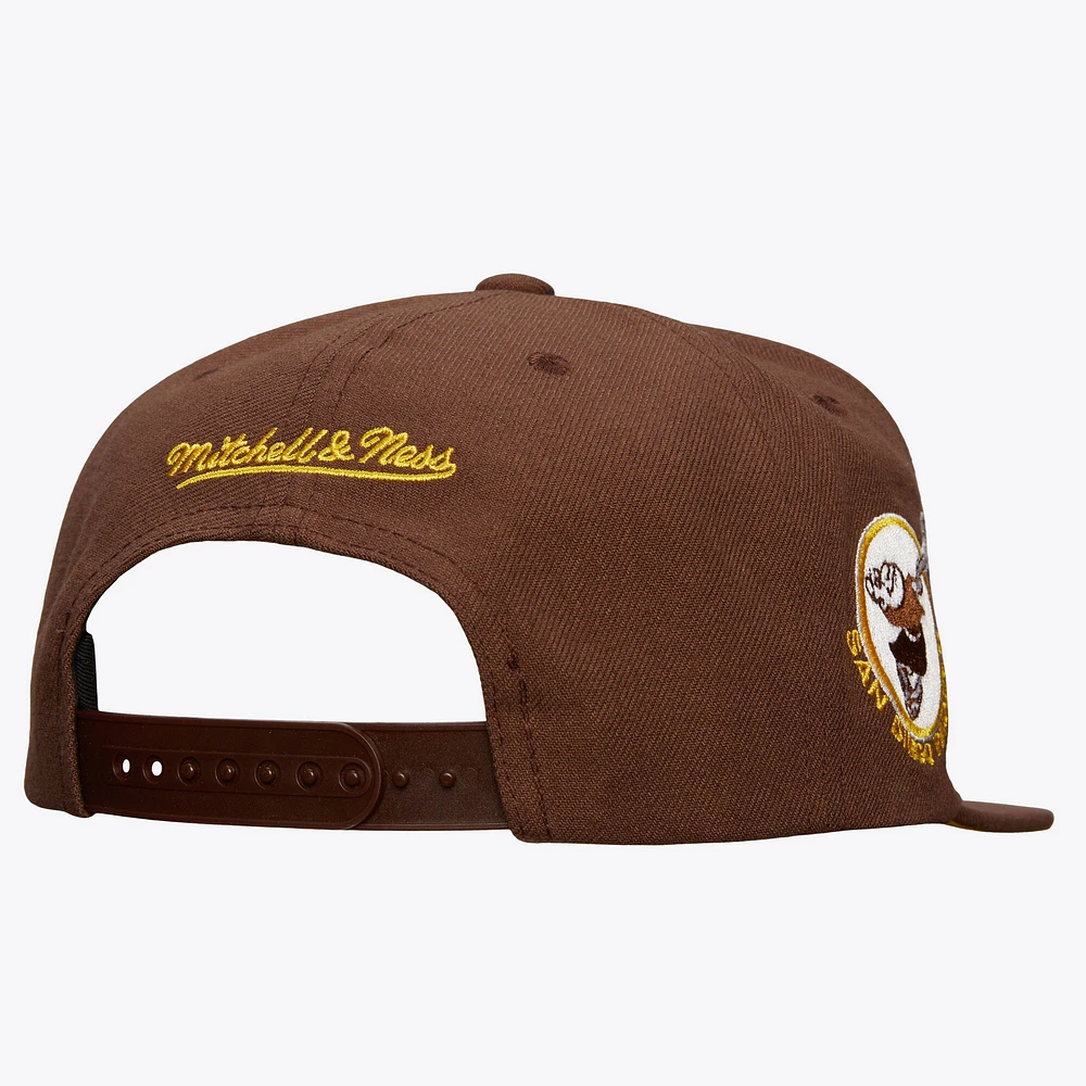 Casquette Snapback avec étiquette de l'équipe des San Diego Padres Mitchell & Ness marron pour hommes