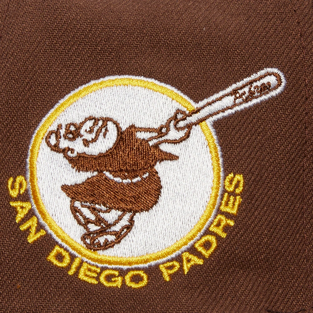 Casquette Snapback avec étiquette de l'équipe des San Diego Padres Mitchell & Ness marron pour hommes