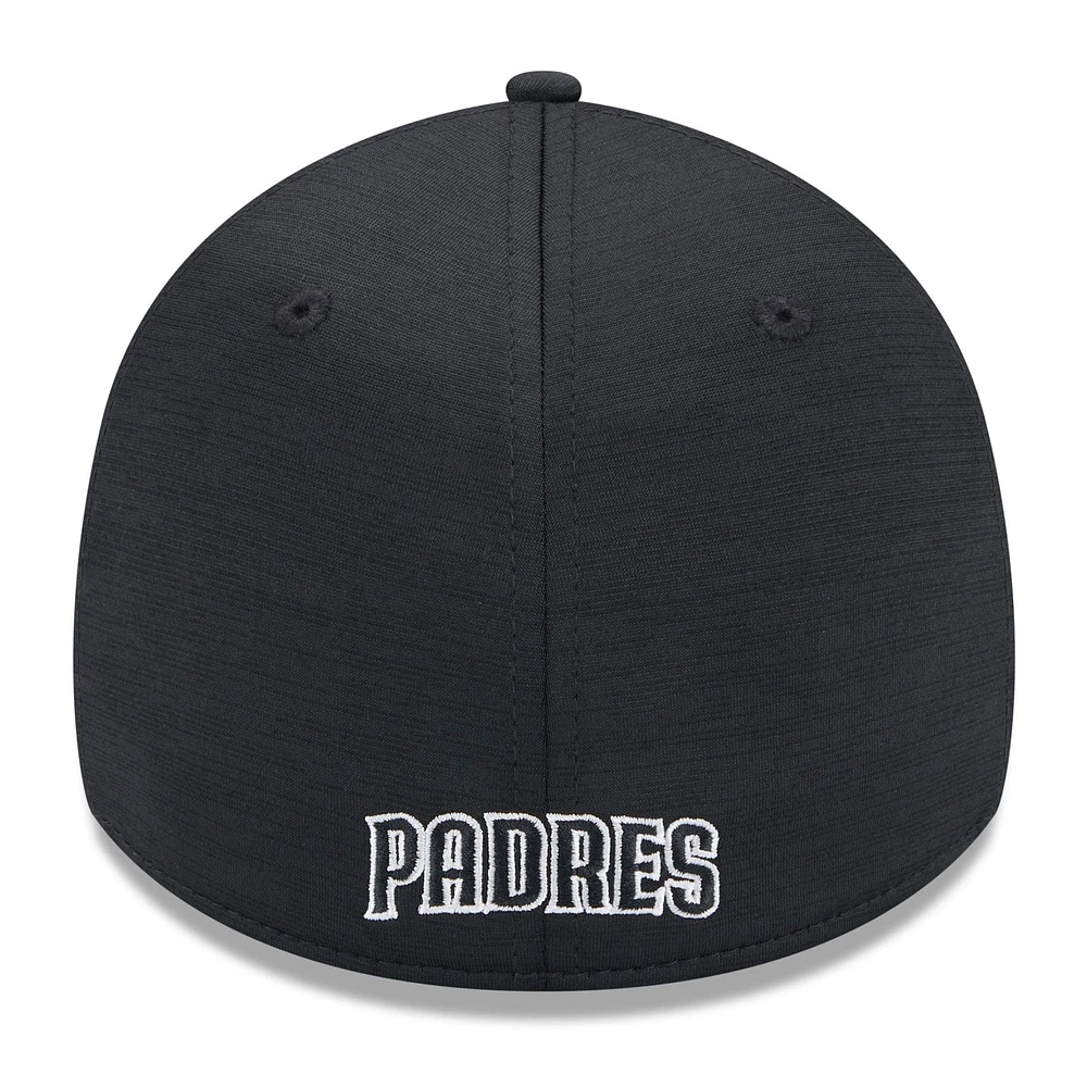 Men's New Era San Diego Padres 2024 Clubhouse 39THIRTY Flex Fit Hat