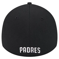 Men's New Era Black San Diego Padres Active Dash Mark 39THIRTY Flex Hat