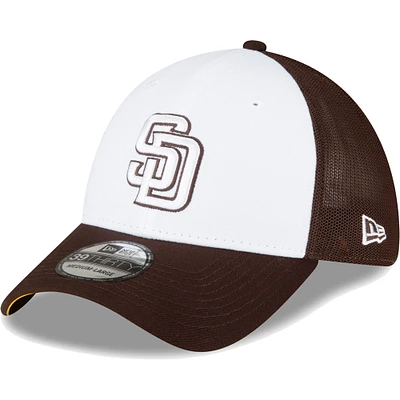 Casquette Flex New Era pour homme San Diego Padres 2023 On-Field Batting Practice 39THIRTY, marron/blanc