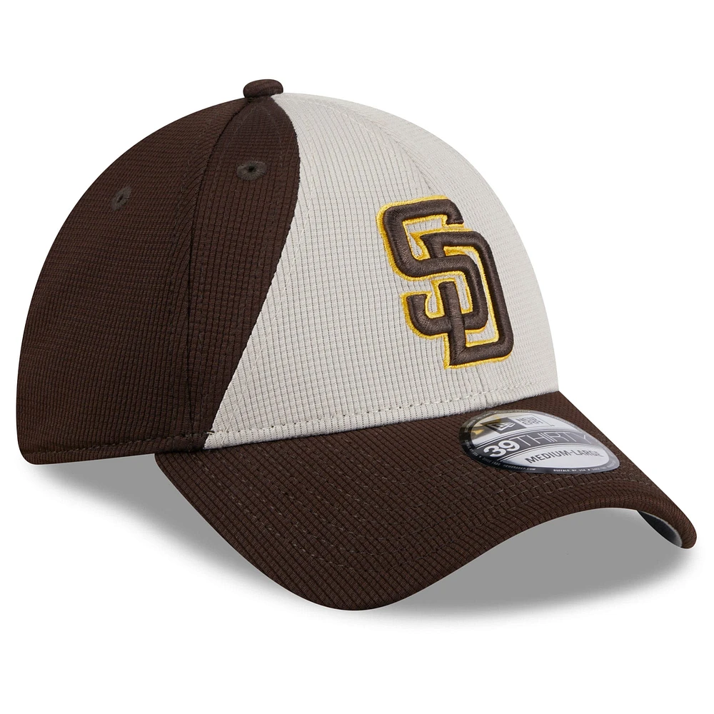 Men's New Era  Brown San Diego Padres 2025 Batting Practice 39THIRTY Flex Hat