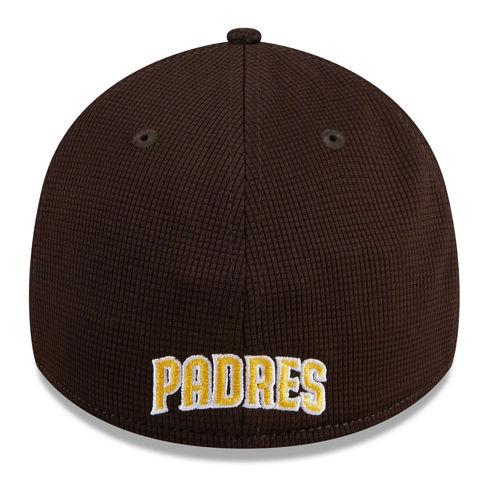 Men's New Era  Brown San Diego Padres 2025 Batting Practice 39THIRTY Flex Hat