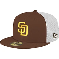 Men's New Era Brown San Diego Padres Team Color 59FIFTY Trucker Fitted Hat