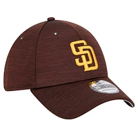 Casquette flex Tech 39THIRTY San Diego Padres New Era marron pour hommes