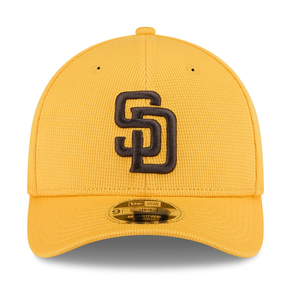 Men's New Era  Gold San Diego Padres 2025 Spring Training 9FORTY Adjustable Hat