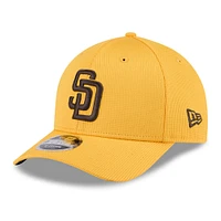 Men's New Era  Gold San Diego Padres 2025 Spring Training 9FORTY Adjustable Hat