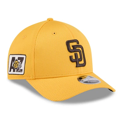 Men's New Era  Gold San Diego Padres 2025 Spring Training 9FORTY Adjustable Hat
