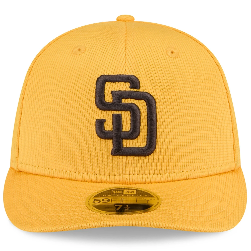 Casquette ajustée à profil bas 59FIFTY de San Diego Padres New Era pour homme, jaune, collection Spring Training 2025