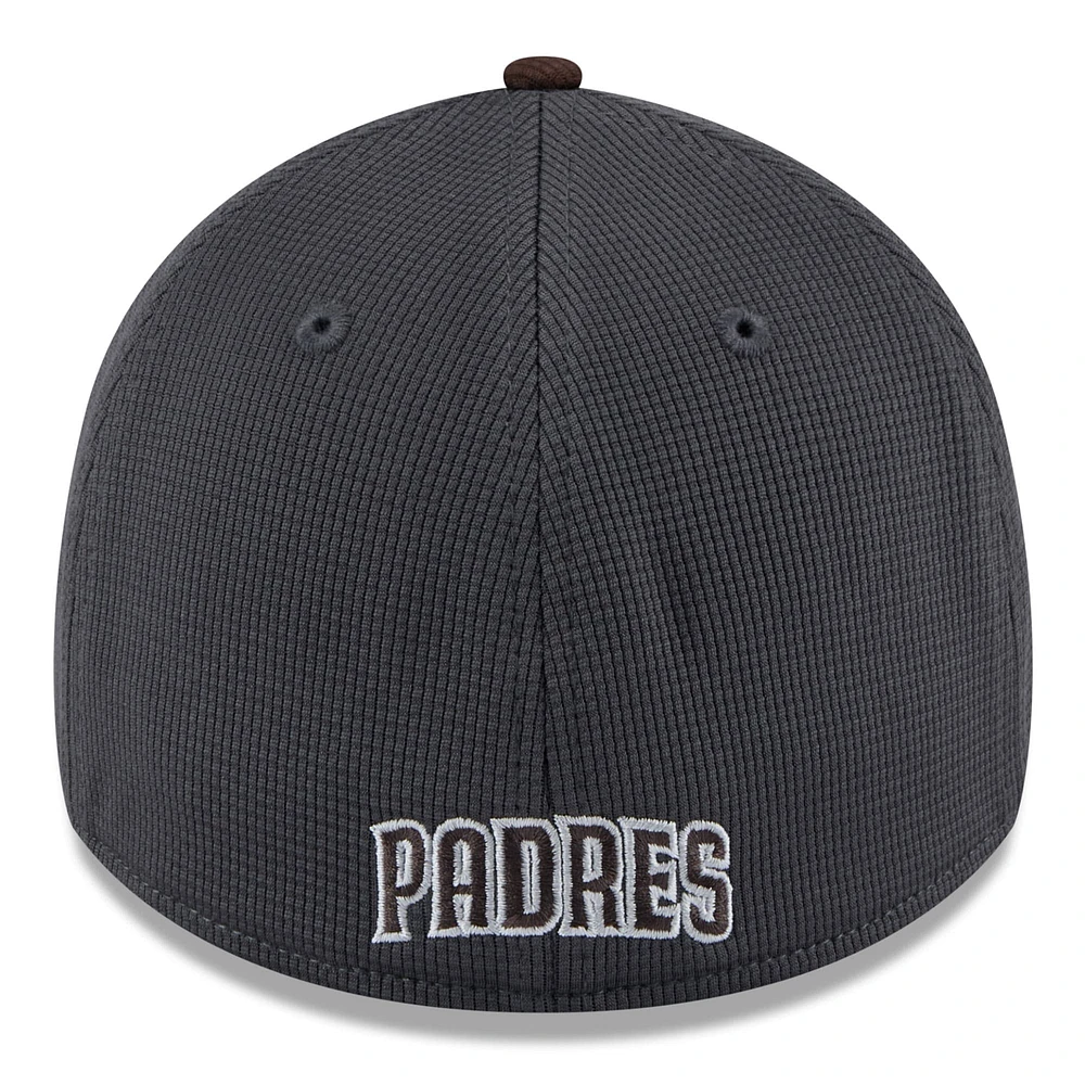 Men's New Era  Gray/Brown San Diego Padres 2025 Batting Practice 39THIRTY Flex Hat