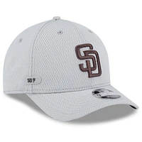 Casquette ajustable MLB Clubhouse 9FORTY M-Crown 2025 San Diego Padres de New Era pour homme, grise