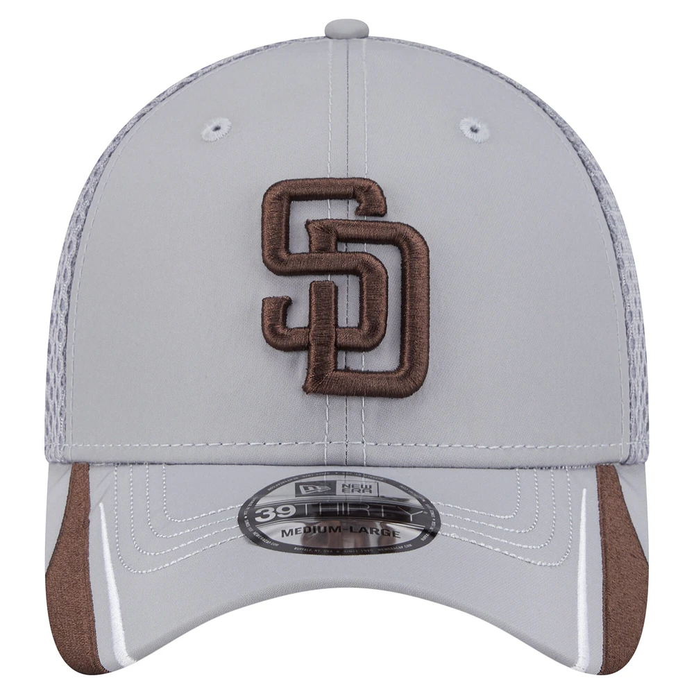 Men's New Era  Gray San Diego Padres Linear 39THIRTY Flex-Fit Hat