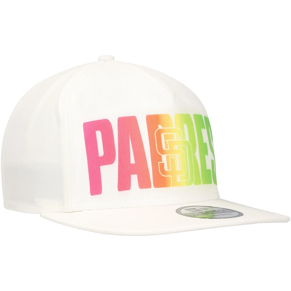 Men's New Era White San Diego Padres Spring Spectrum Golfer Snapback Hat