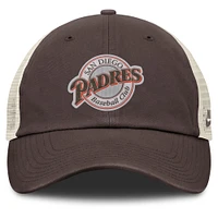 Casquette ajustable Nike marron/naturel pour homme San Diego Padres Cooperstown Collection Club Trucker
