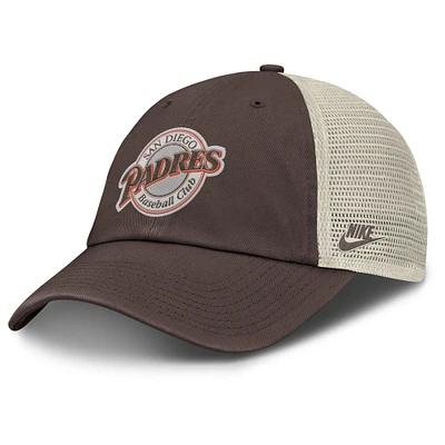 Casquette ajustable Nike marron/naturel pour homme San Diego Padres Cooperstown Collection Club Trucker