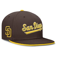 Casquette ajustée True Performance marron Nike pour homme des San Diego Padres