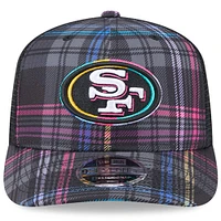 Men's New Era Black San Francisco 49ers 2024 NFL Crucial Catch Plaid 9SEVENTY Trucker Snapback Hat