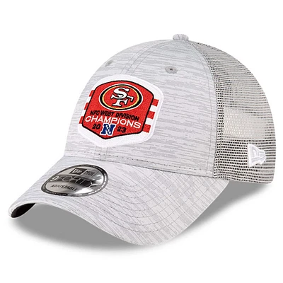 Casquette réglable New Era Heather Grey San Francisco 49ers 2023 NFC West Division Champions Locker Room 9FORTY Trucker pour hommes