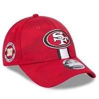 Casquette réglable New Era Scarlet San Francisco 49ers 2024 Sideline 9FORTY pour homme