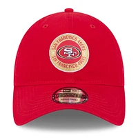 Casquette réglable New Era Scarlet San Francisco 49ers 2024 Sideline 9TWENTY pour homme