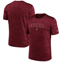 T-shirt Nike Scarlet San Francisco 49ers Team Sideline Velocity Performance pour homme