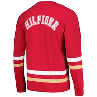 T-shirt à manches longues Tommy Hilfiger rouge/or San Francisco 49ers Nolan pour hommes