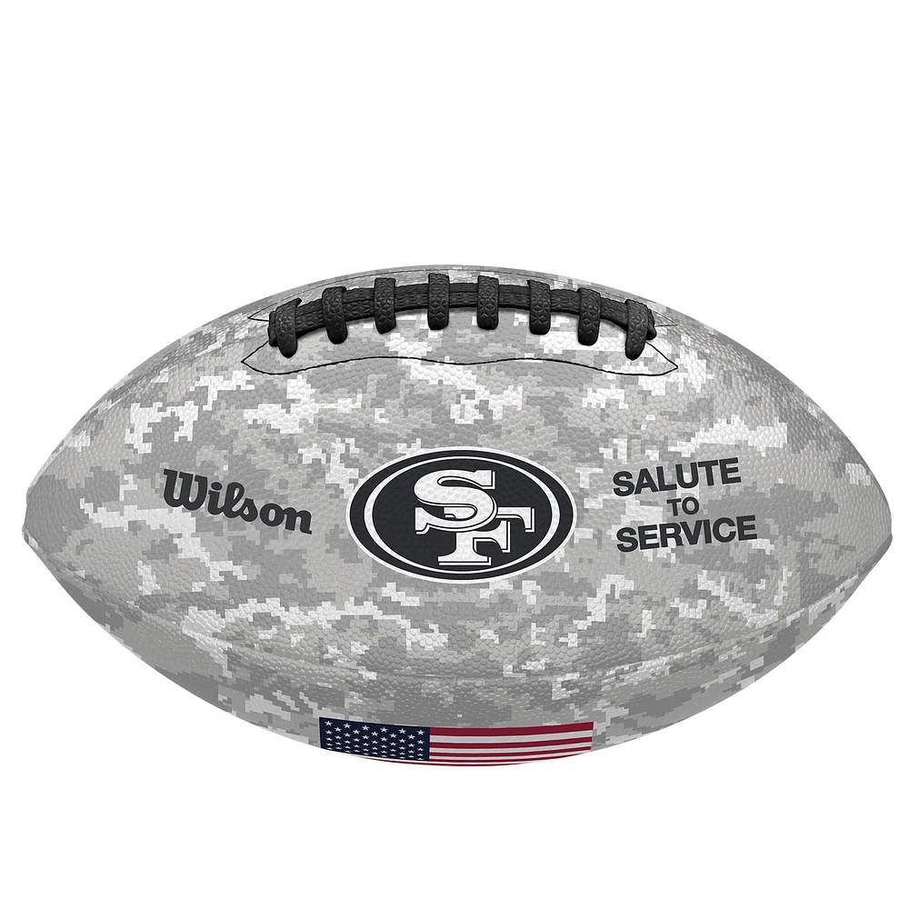 Hommage 2024 des 49ers de San Francisco au service Wilson Pro Football