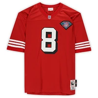 Maillot réplique rouge autographié par Steve Young des San Francisco 49ers avec l'inscription "HOF 2005"