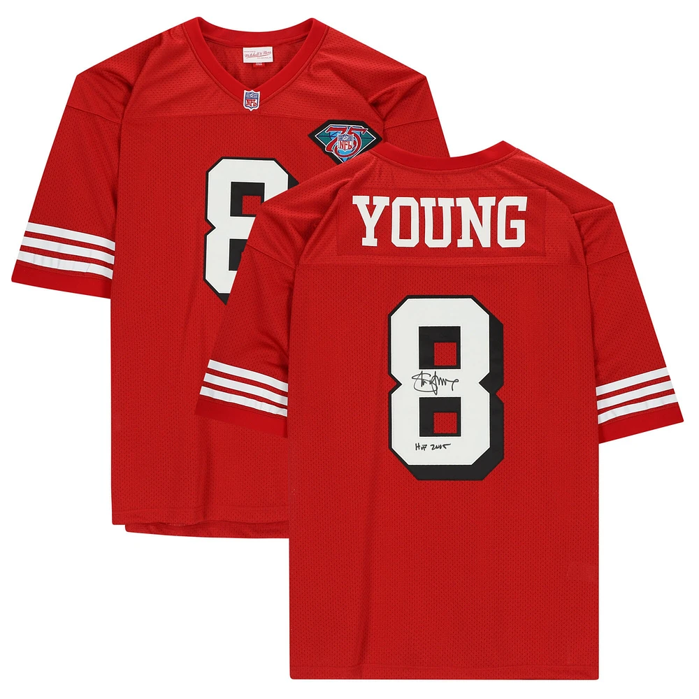 Maillot réplique rouge autographié par Steve Young des San Francisco 49ers avec l'inscription "HOF 2005"