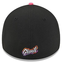 Men's New Era  Black/Orange San Francisco Giants 2025 City Connect 39THIRTY Flex Hat