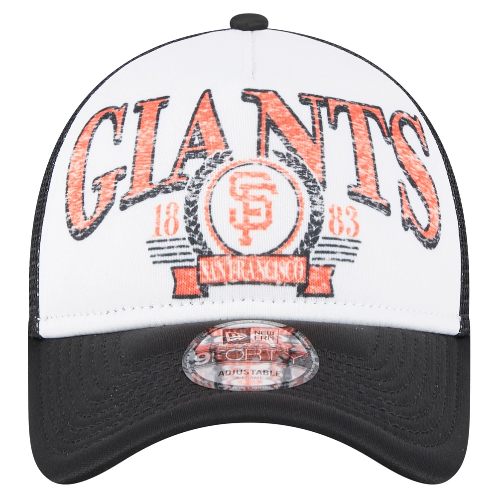 Men's New Era  Black San Francisco Giants Distressed 9FORTY A-Frame Adjustable Trucker Hat