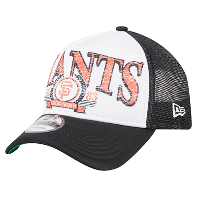 Men's New Era  Black San Francisco Giants Distressed 9FORTY A-Frame Adjustable Trucker Hat