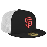 Men's New Era Black San Francisco Giants Team Color 59FIFTY Trucker Fitted Hat