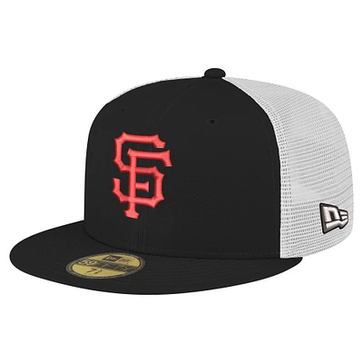 Men's New Era Black San Francisco Giants Team Color 59FIFTY Trucker Fitted Hat