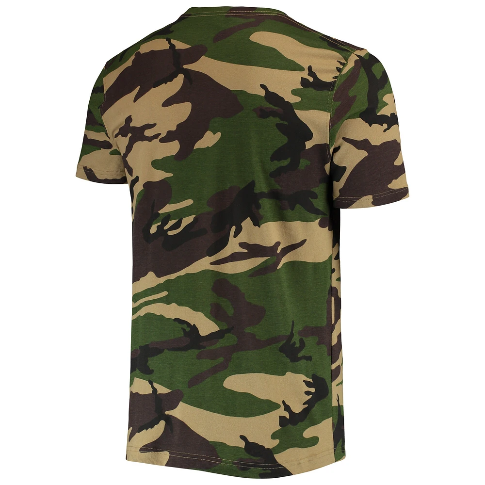 Men's New Era Camo San Francisco Giants Club T-Shirt